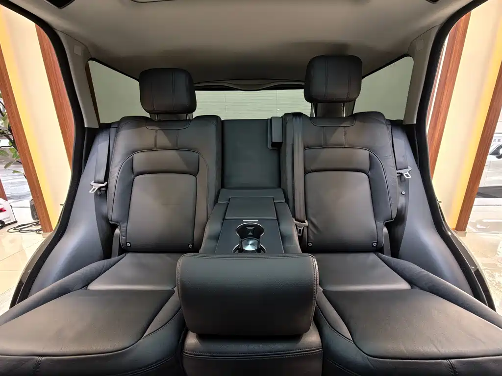 Land Rover Range Rover — фото 15