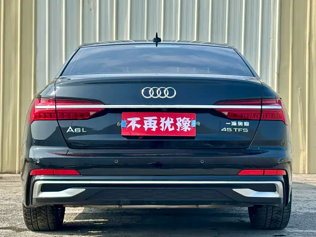 Audi A6L — фото 8