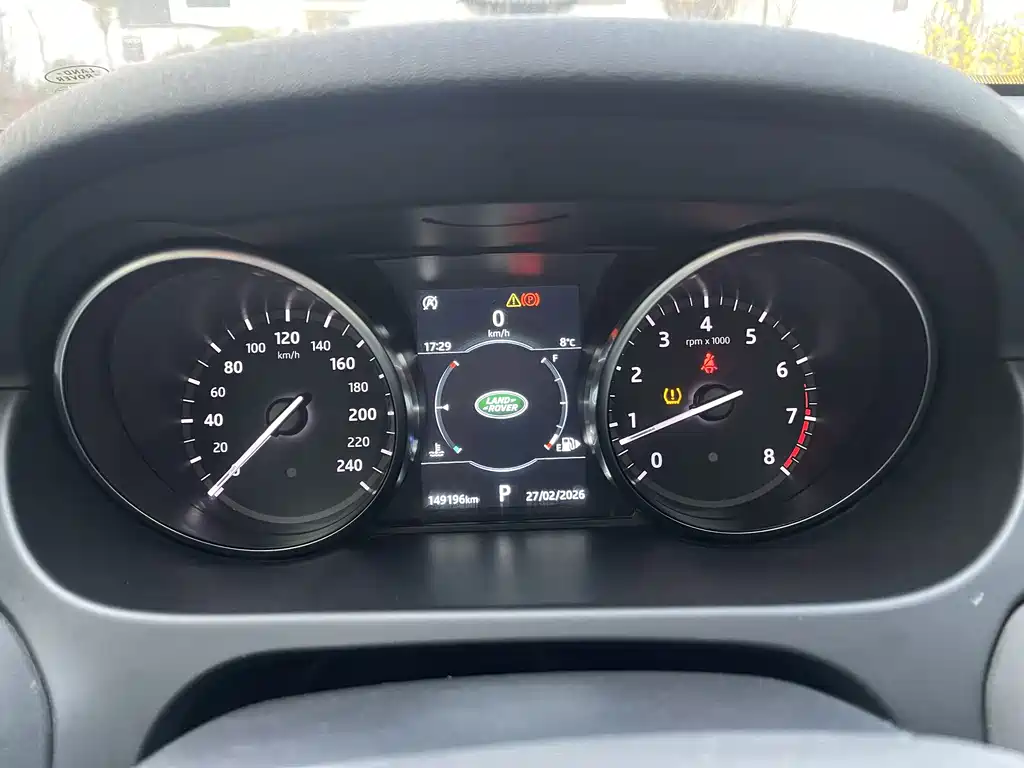 Land Rover Discovery Sport — фото 11