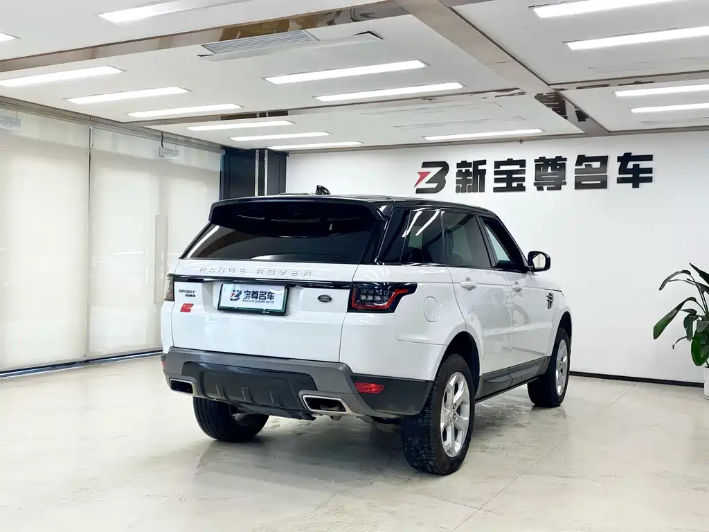 Land Rover Sport PHEV — фото 18