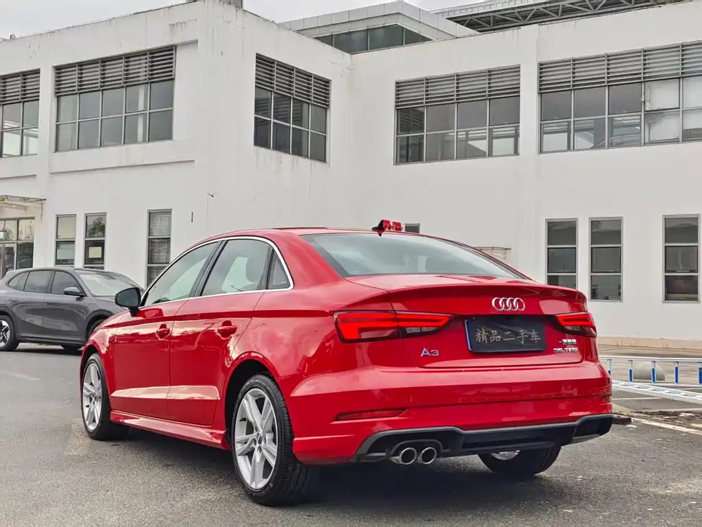 Audi A3 — фото 7