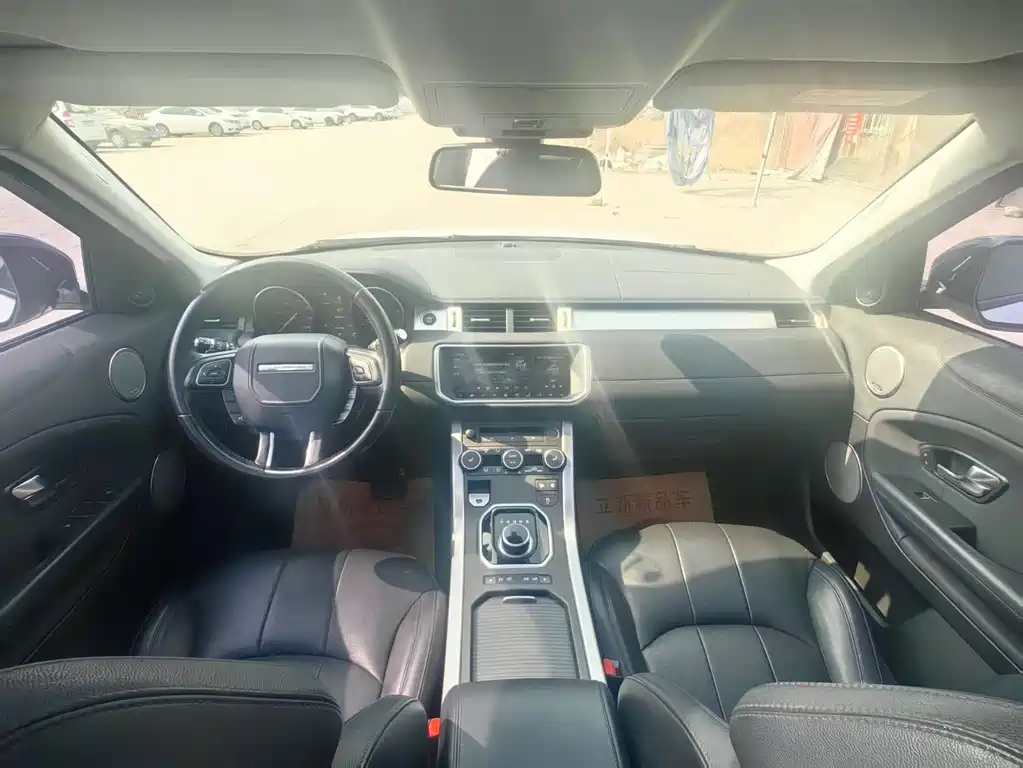 Land Rover Evoque — фото 7