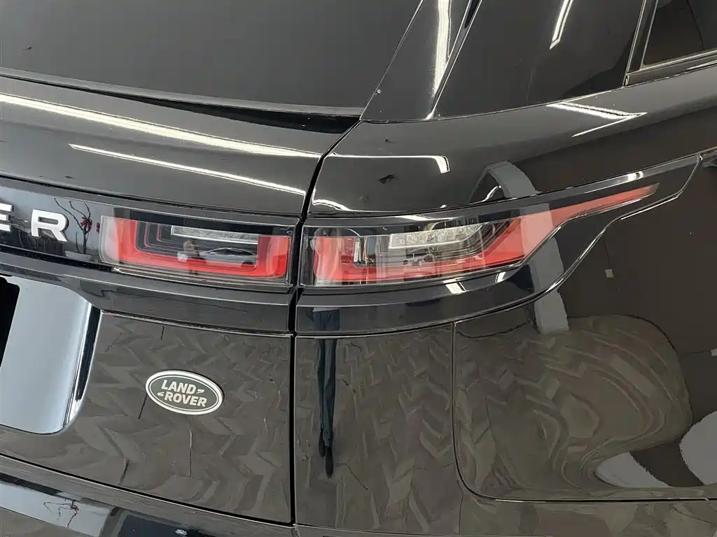 Land Rover Velar — фото 10
