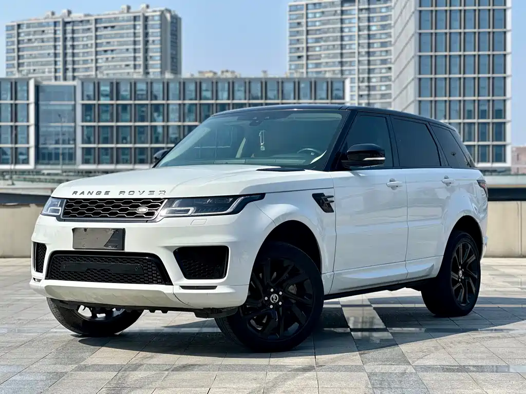 Land Rover Sport — фото 1