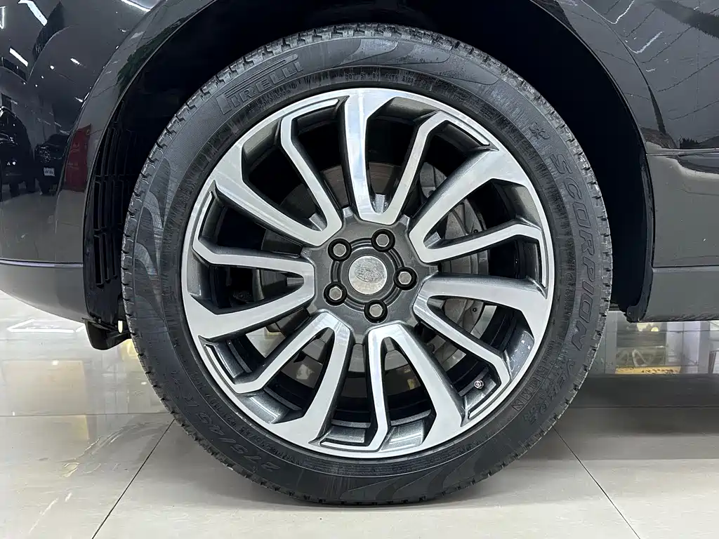 Land Rover Range Rover — фото 19