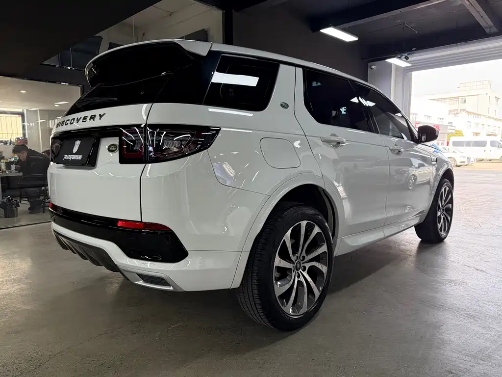 Land Rover Discovery Sport — фото 13