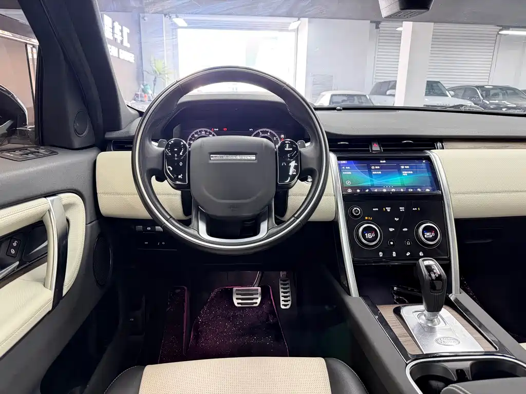 Land Rover Discovery Sport — фото 7