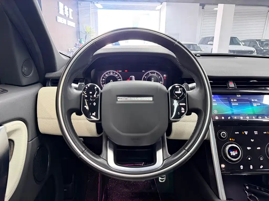 Land Rover Discovery Sport — фото 8