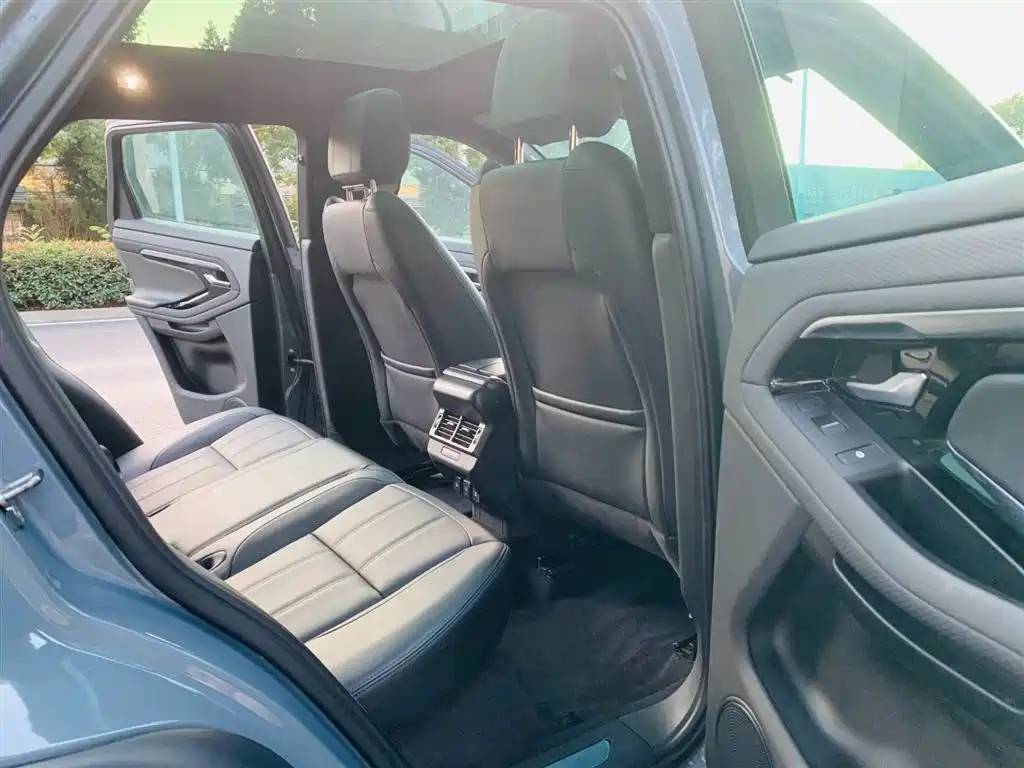 Land Rover Evoque — фото 18