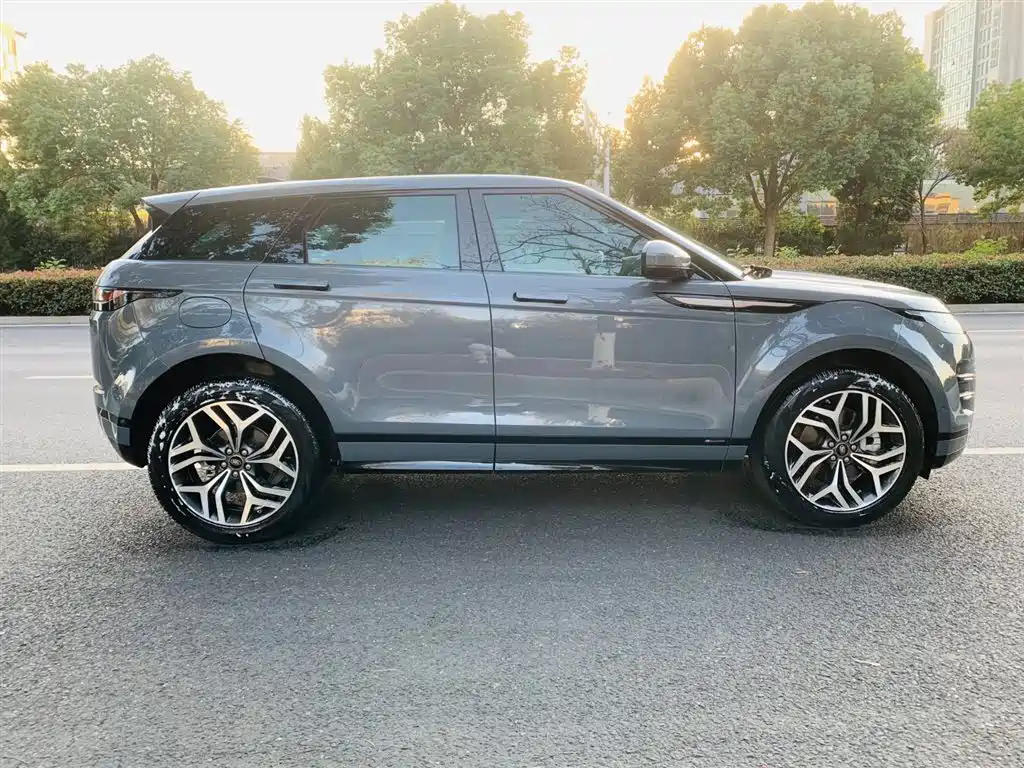 Land Rover Evoque — фото 5