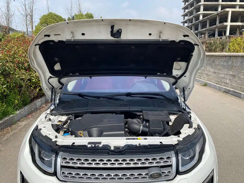 Land Rover Evoque — фото 15