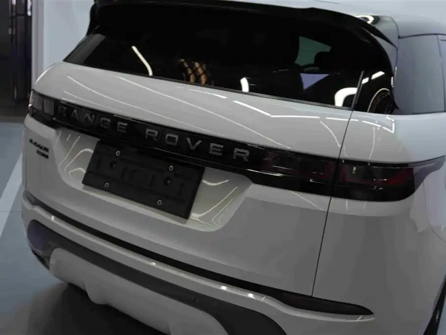 Land Rover Evoque — фото 26