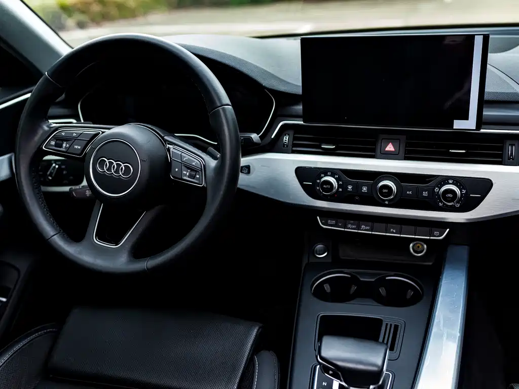 Audi A4L — фото 6