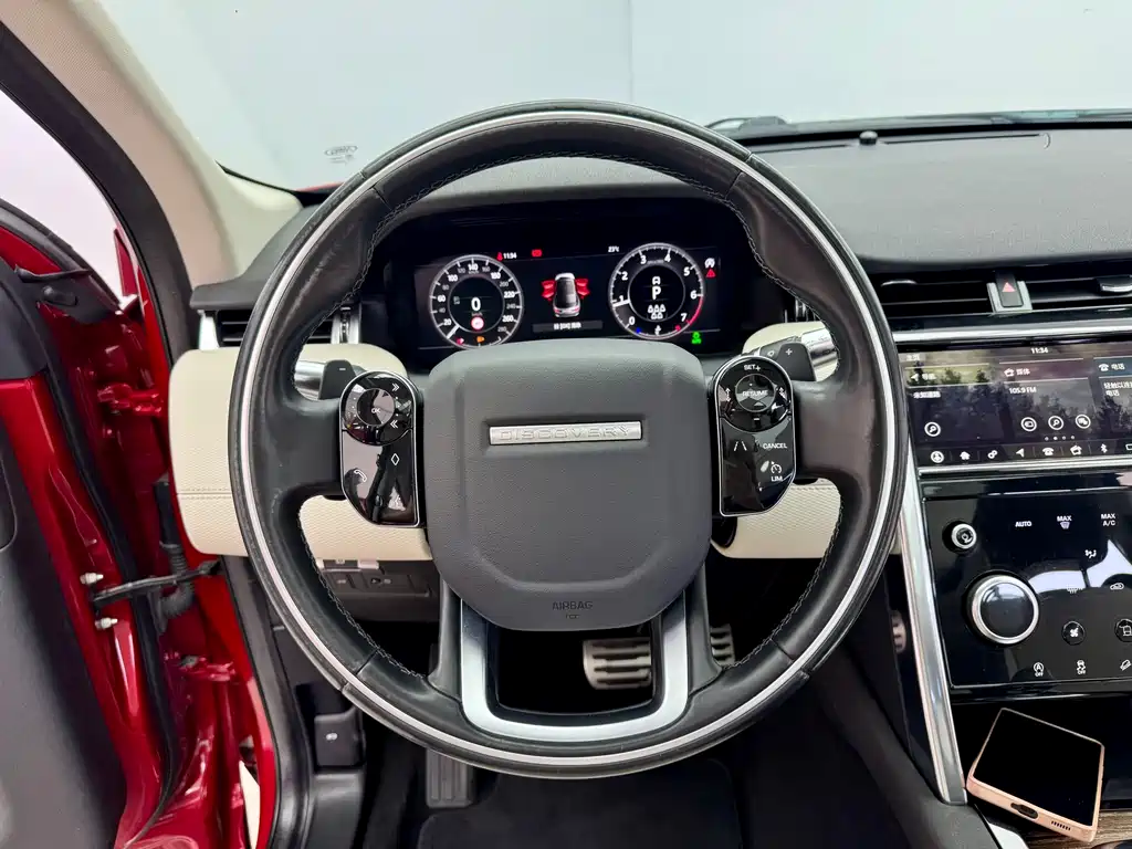 Land Rover Discovery Sport — фото 17