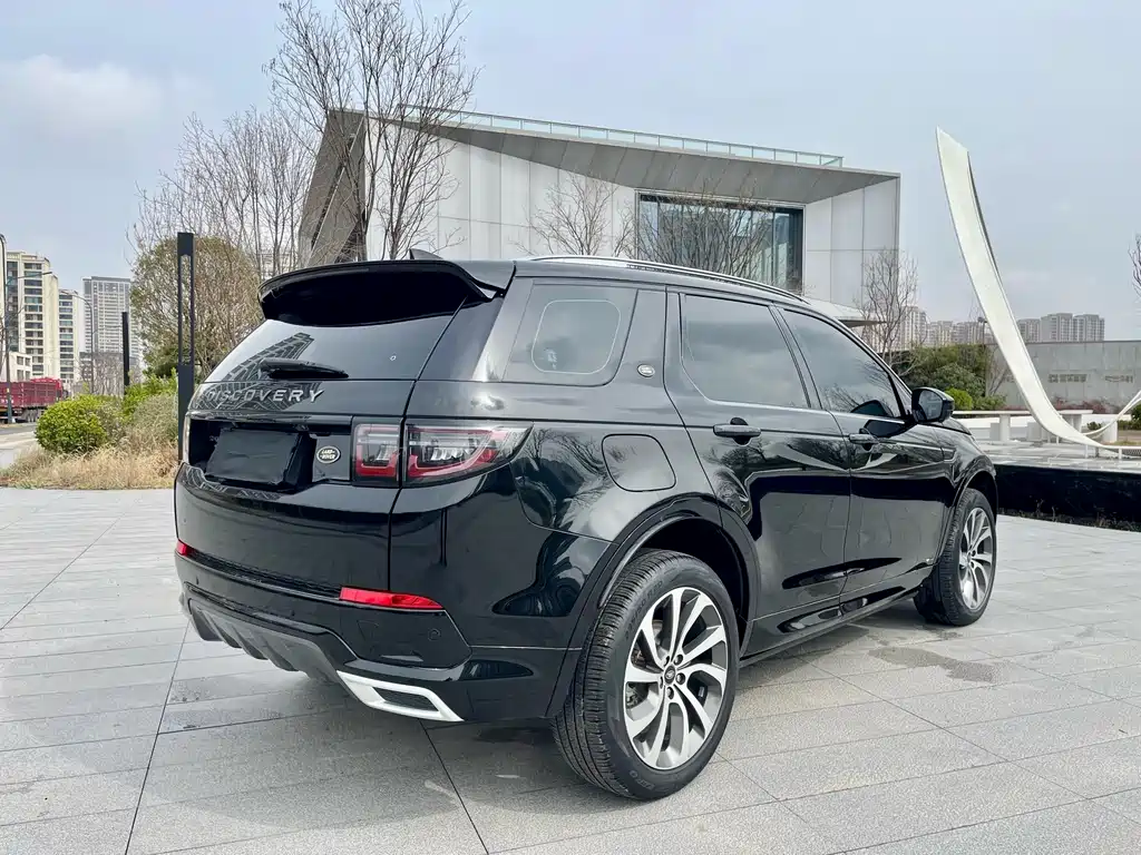 Land Rover Discovery Sport — фото 20