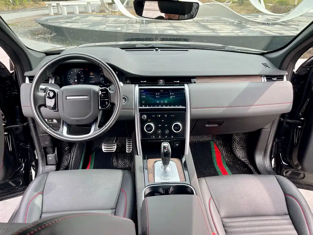 Land Rover Discovery Sport — фото 10
