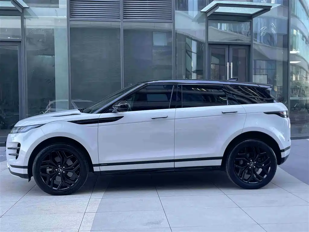 Land Rover Evoque — фото 24
