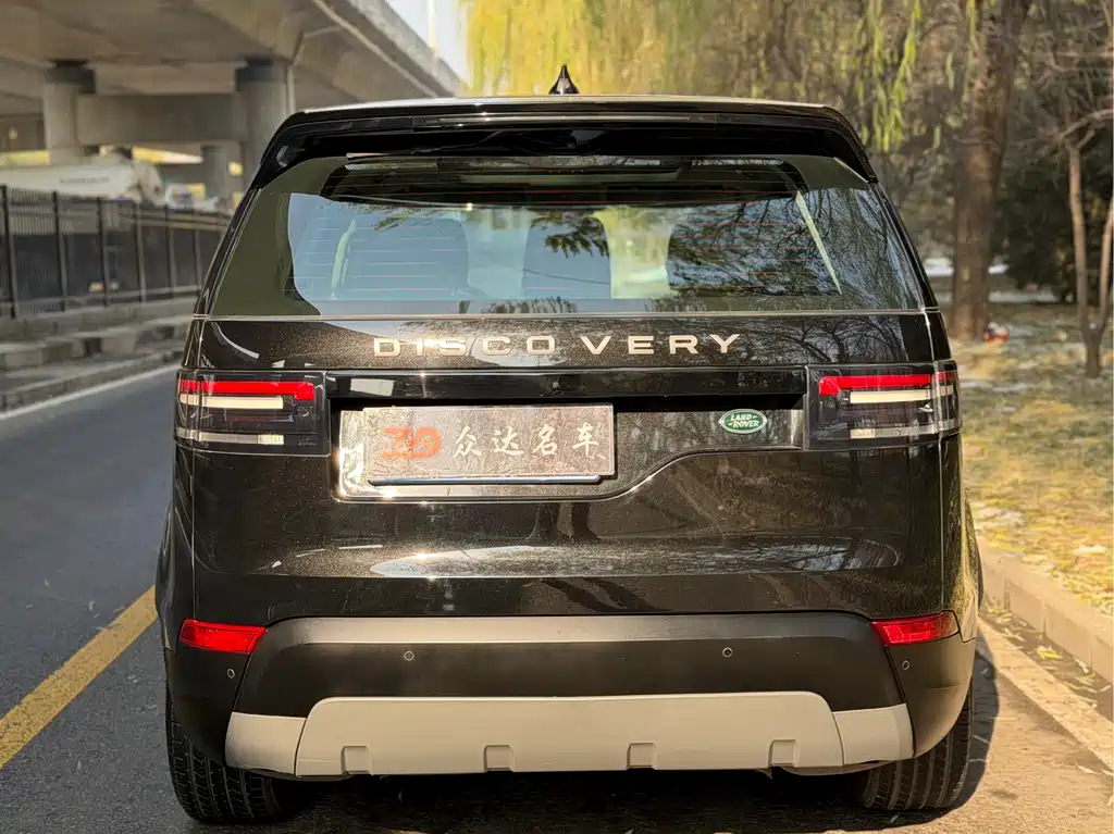 Land Rover Discovery — фото 15