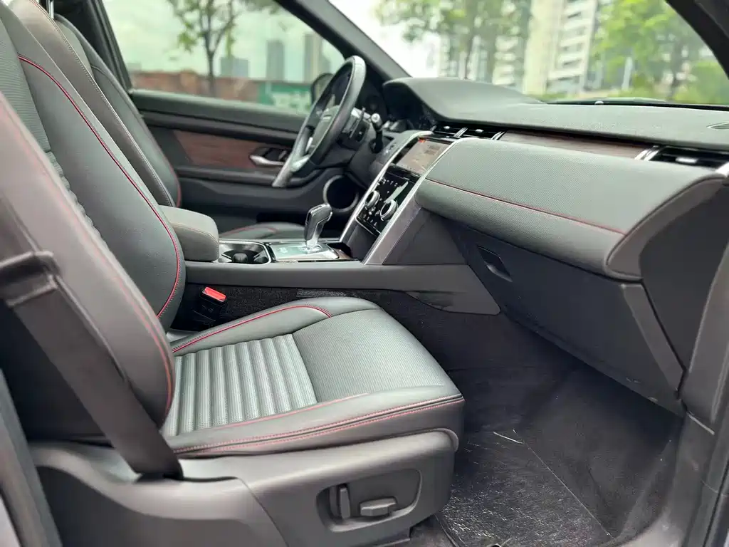 Land Rover Discovery Sport — фото 14