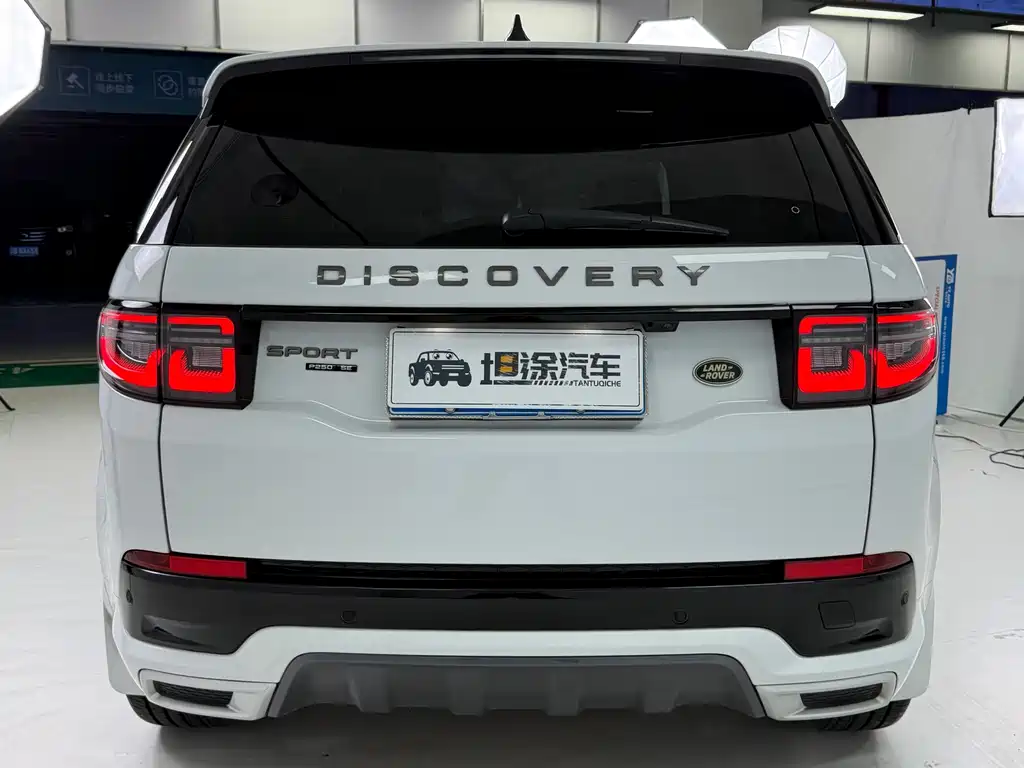 Land Rover Discovery Sport — фото 26