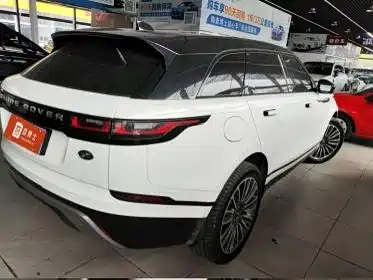 Land Rover Velar — фото 3