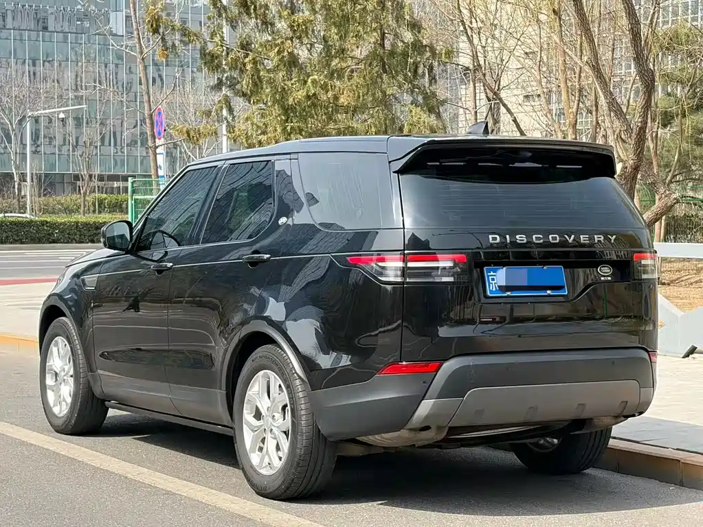 Land Rover Discovery — фото 16
