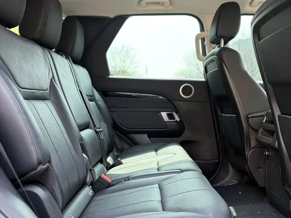 Land Rover Discovery — фото 10