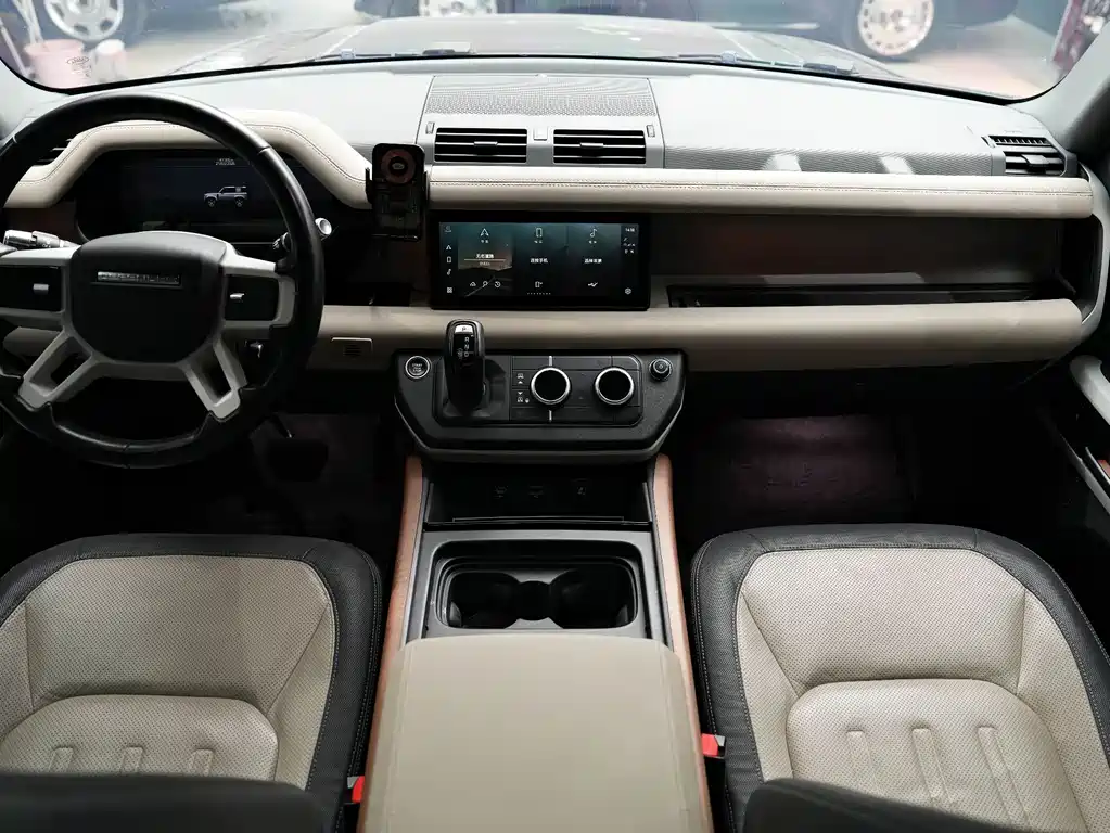 Land Rover Defender — фото 24