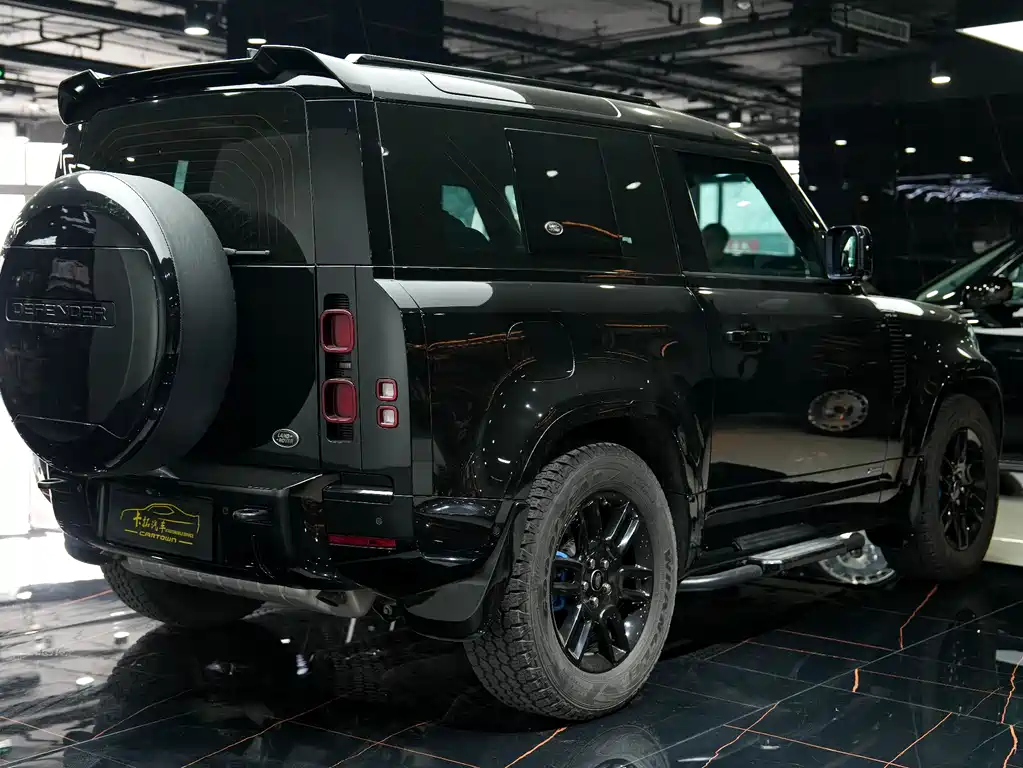 Land Rover Defender — фото 5