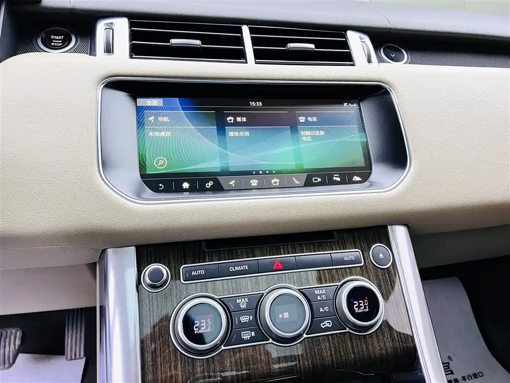 Land Rover Sport — фото 13