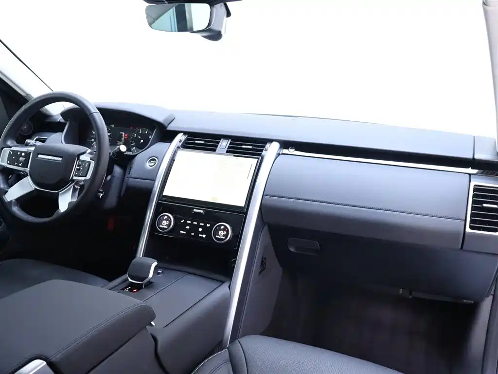 Land Rover Discovery — фото 19