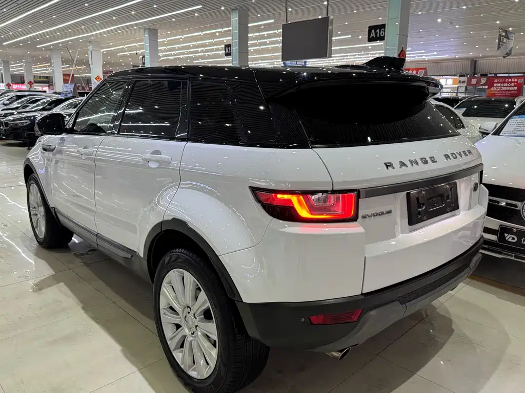 Land Rover Evoque — фото 8