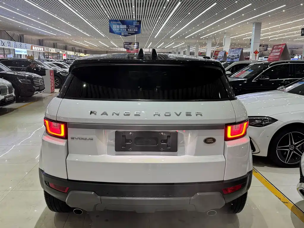Land Rover Evoque — фото 9