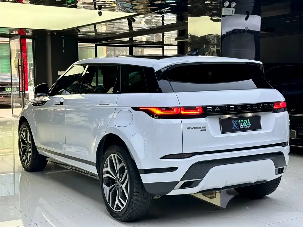 Land Rover Evoque PHEV — фото 6