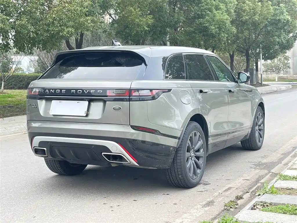 Land Rover Velar — фото 7