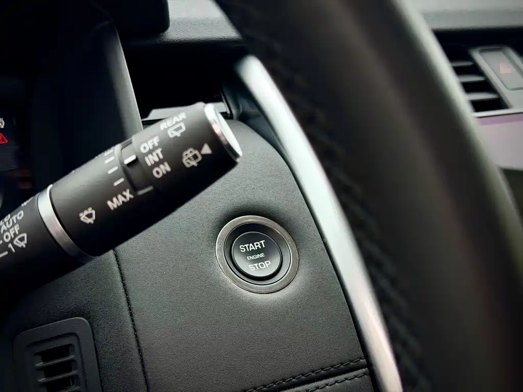 Land Rover Discovery — фото 18