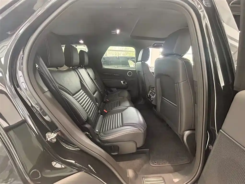 Land Rover Discovery — фото 14