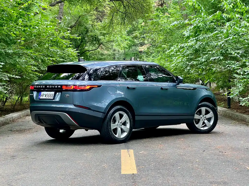Land Rover Velar — фото 14