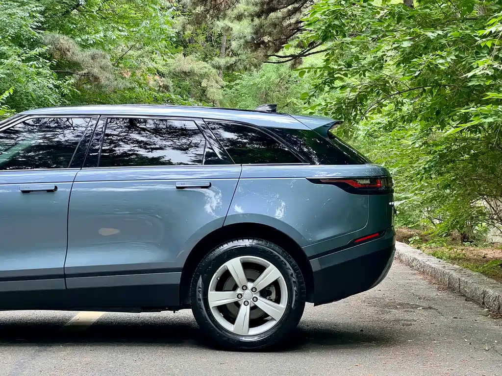 Land Rover Velar — фото 8