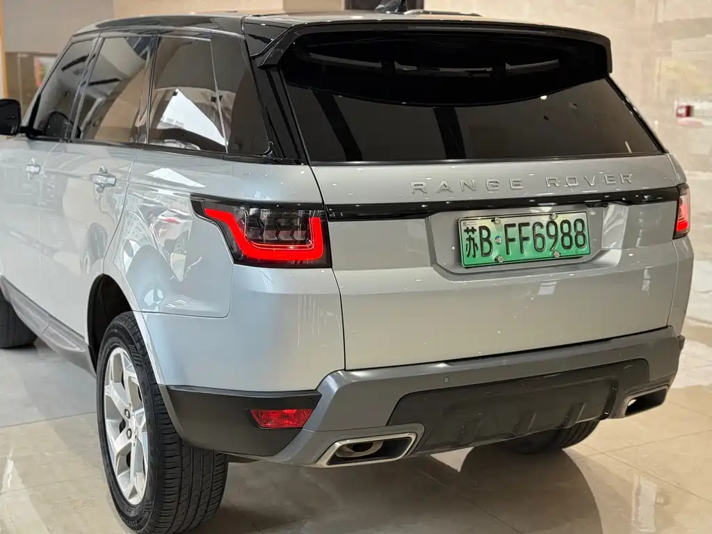 Land Rover Sport PHEV — фото 19