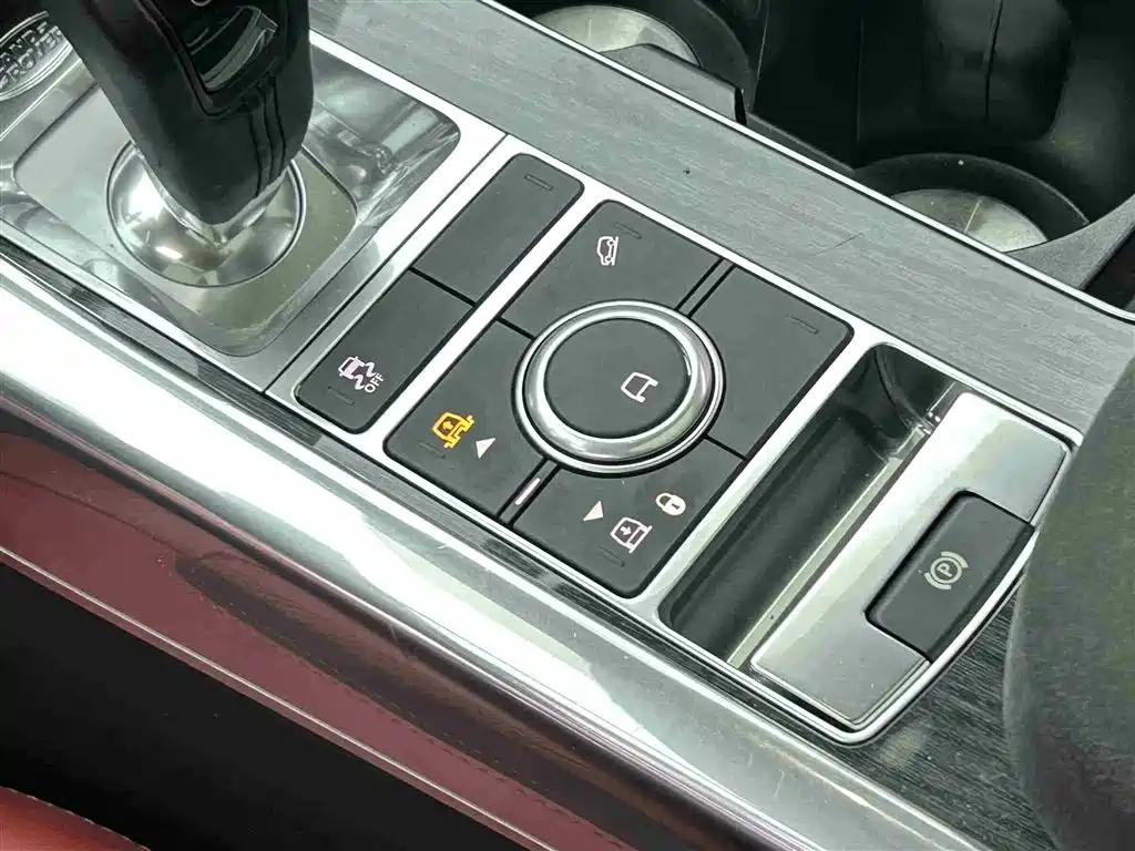 Land Rover Sport — фото 16