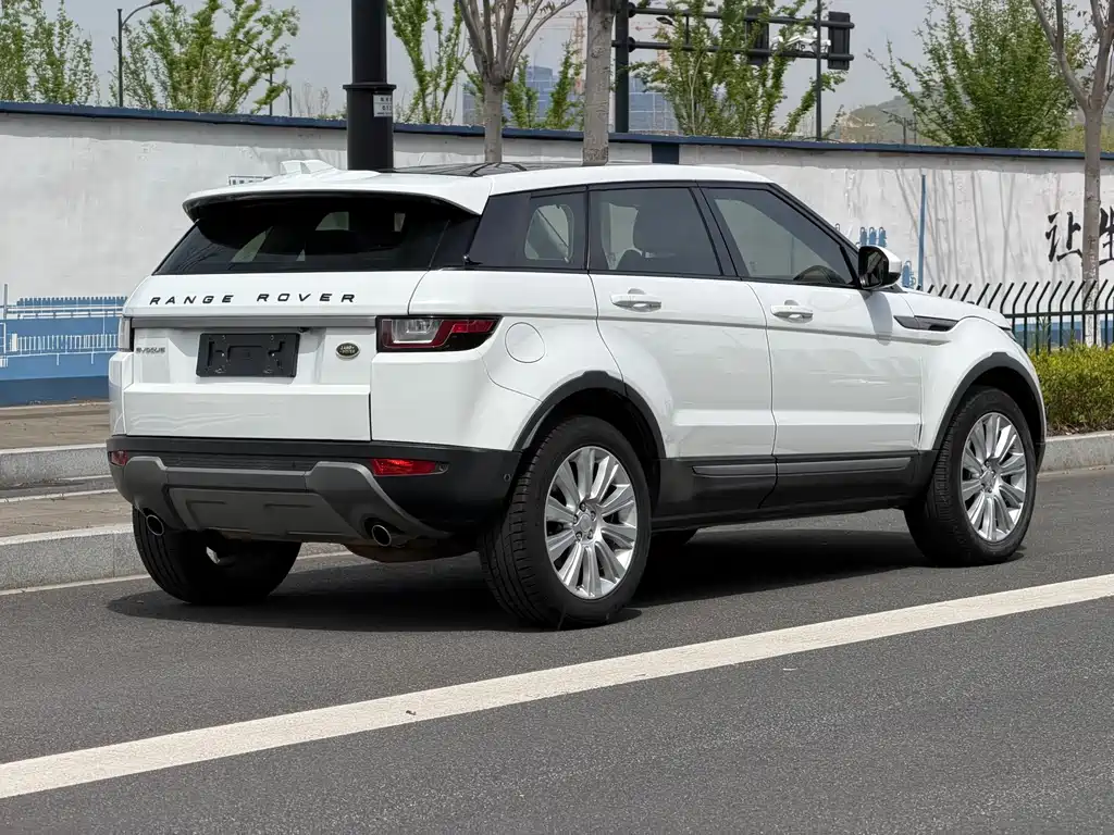 Land Rover Evoque — фото 8