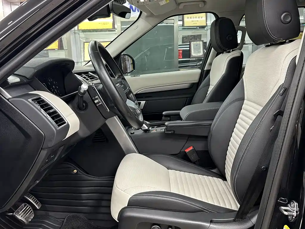 Land Rover Discovery — фото 11