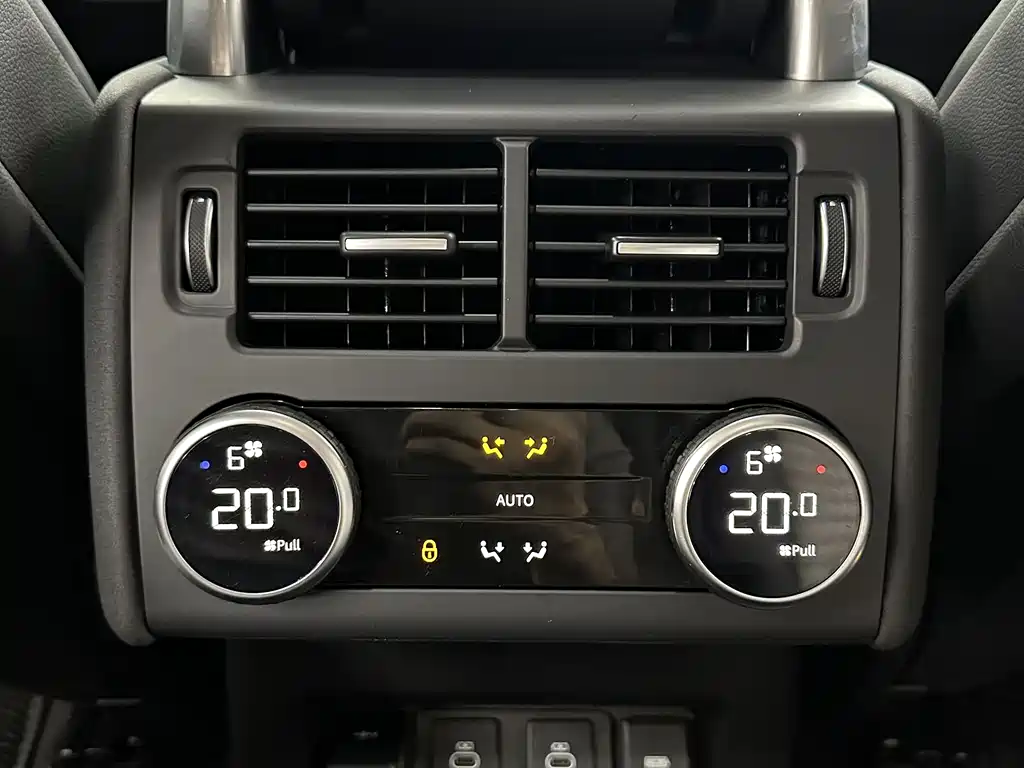 Land Rover Discovery — фото 26