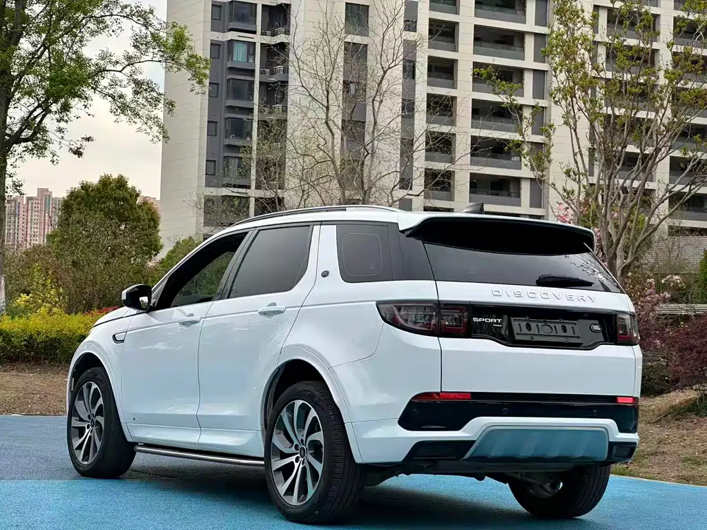 Land Rover Discovery Sport — фото 10