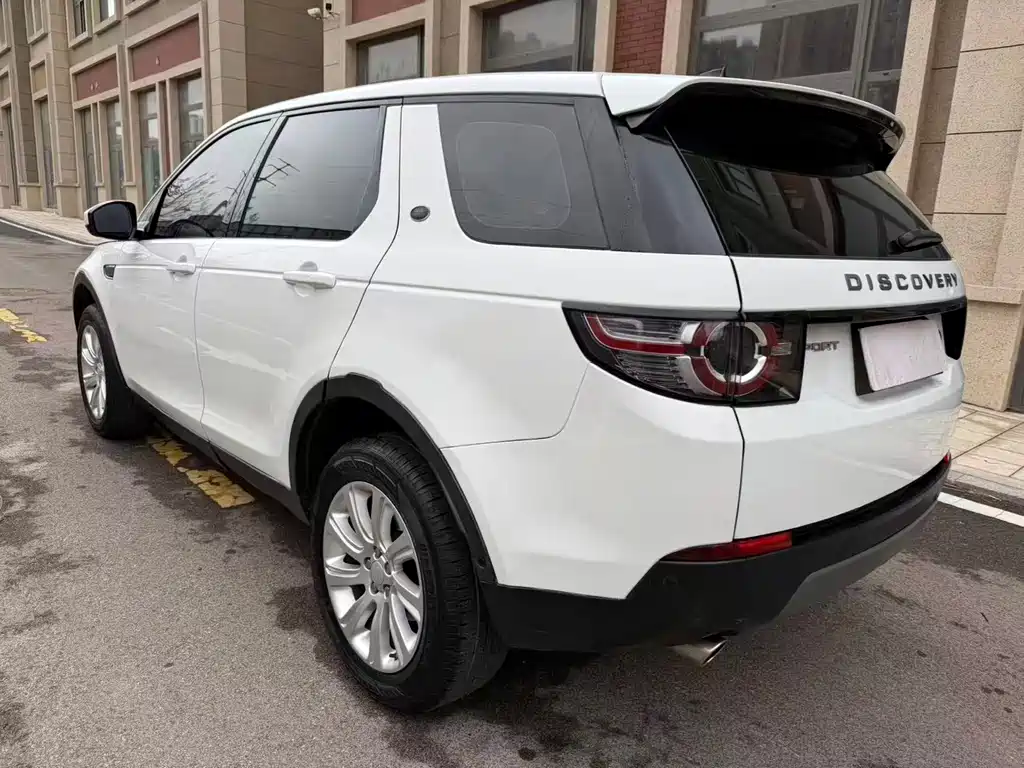 Land Rover Discovery Sport — фото 13