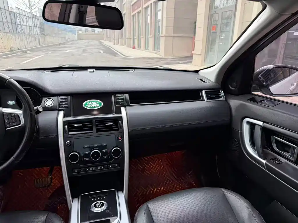 Land Rover Discovery Sport — фото 9