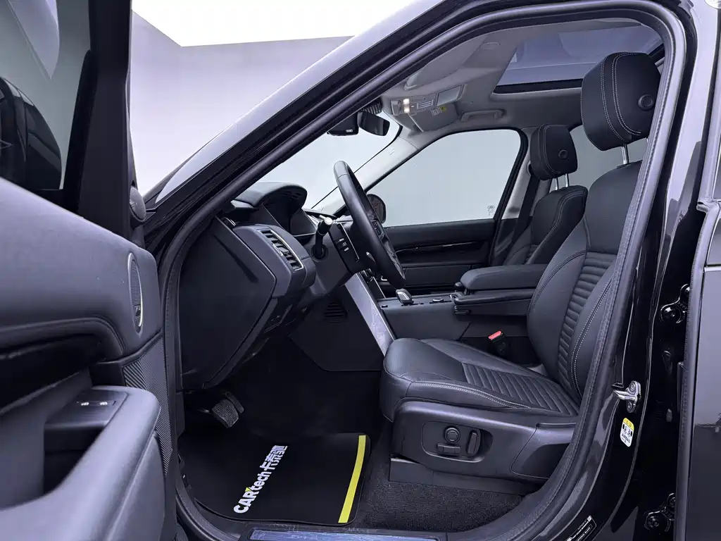 Land Rover Discovery — фото 13