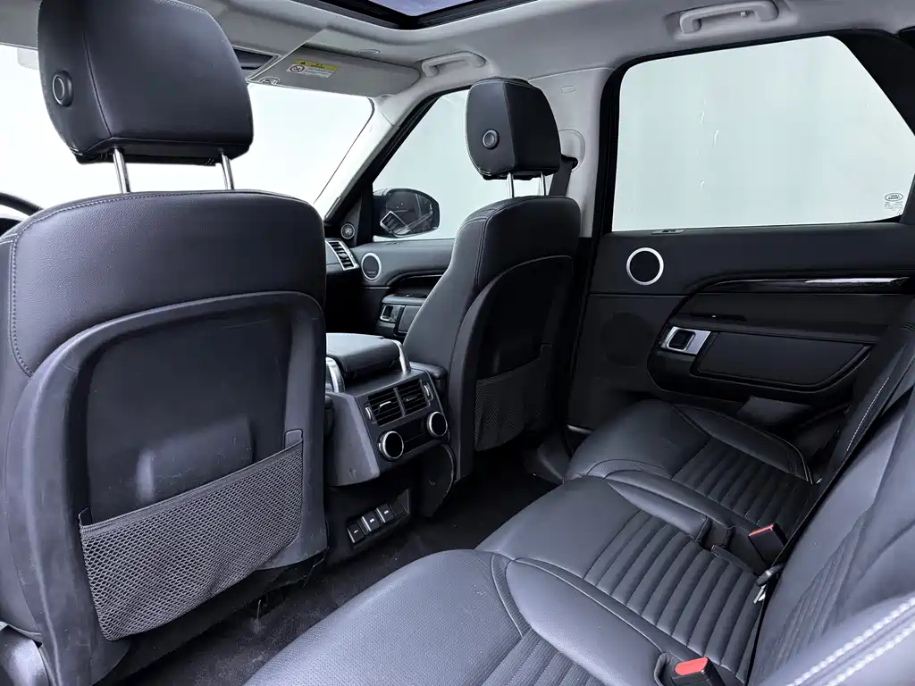 Land Rover Discovery — фото 17