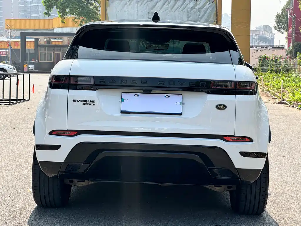 Land Rover Evoque — фото 11